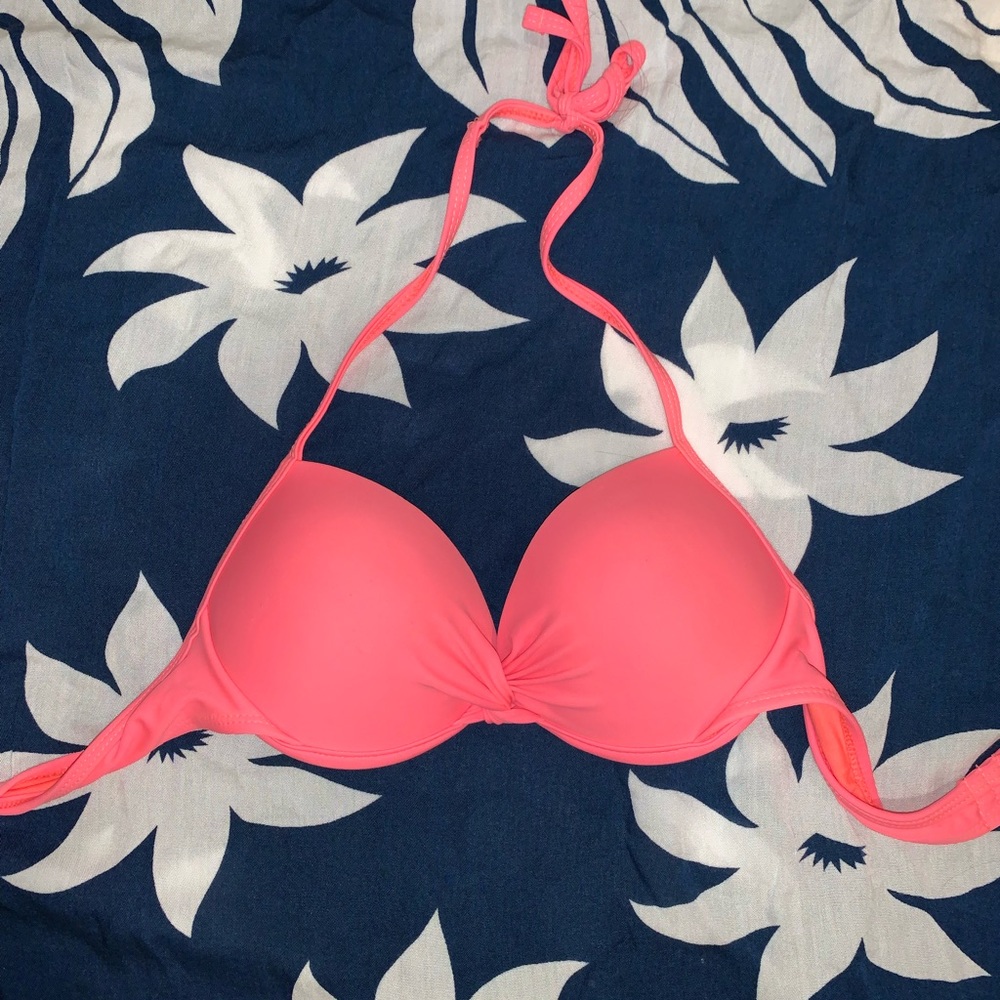 Pink bikini top